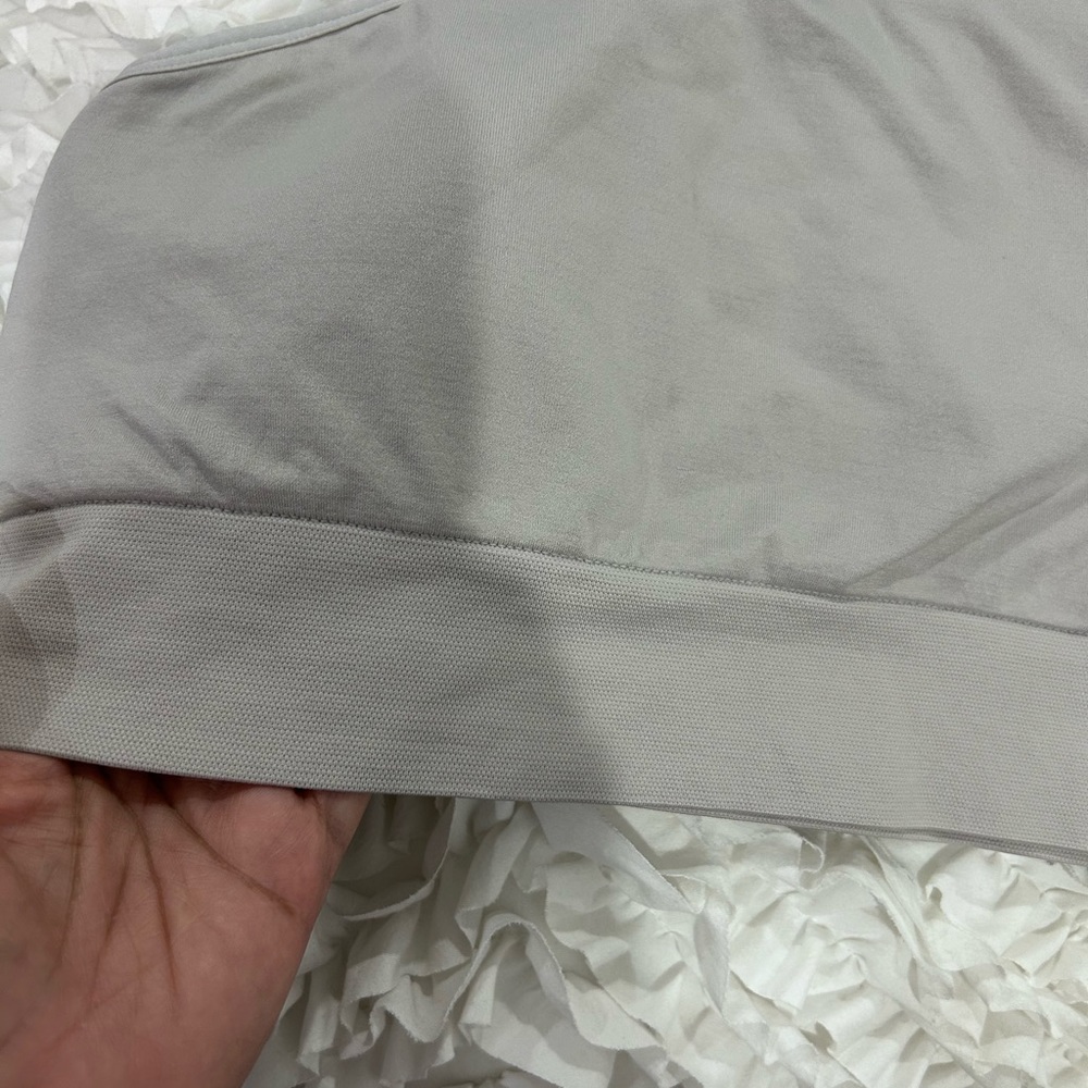 💥PRICE⬇️ 
PINK • One Shoulder Grey Top • sz M • - Picture 4 of 6